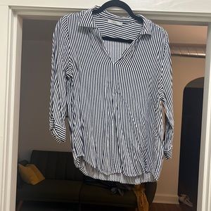 Dalia size small blue and white pinstripe top!